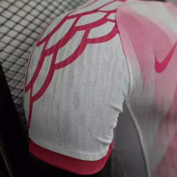 FC Barcelona Pink kit